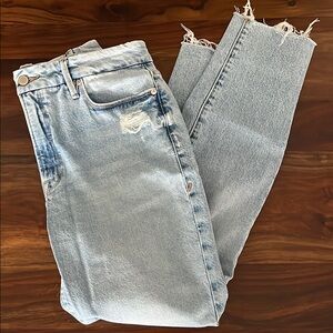 Good American Light Blue Distressed Jeans